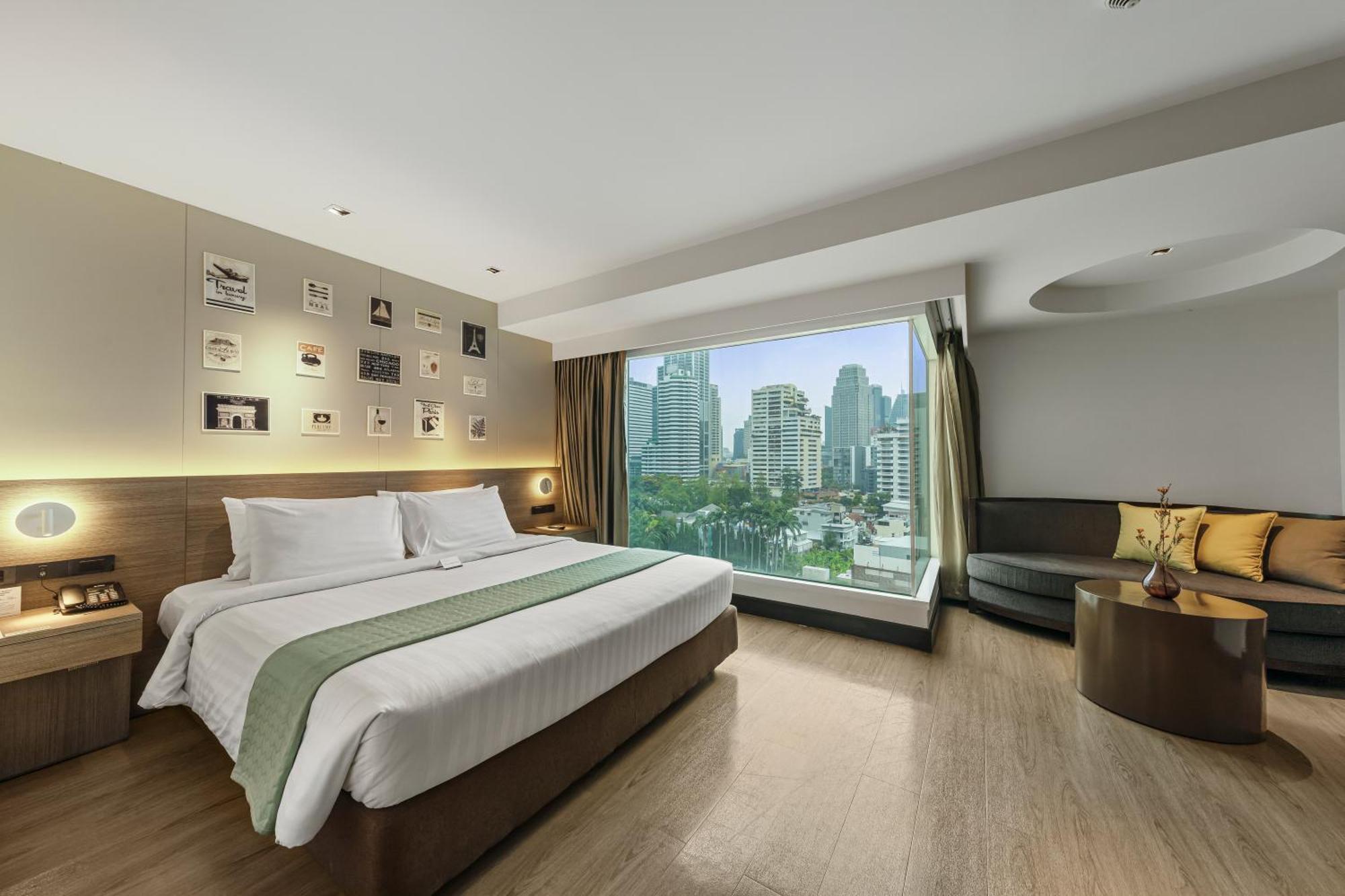 Golden Tulip Mandison Suites Bangkok Exteriör bild